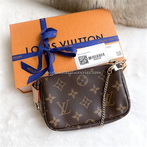 louis vuitton cuir glacé|louis vuitton mini pochette.